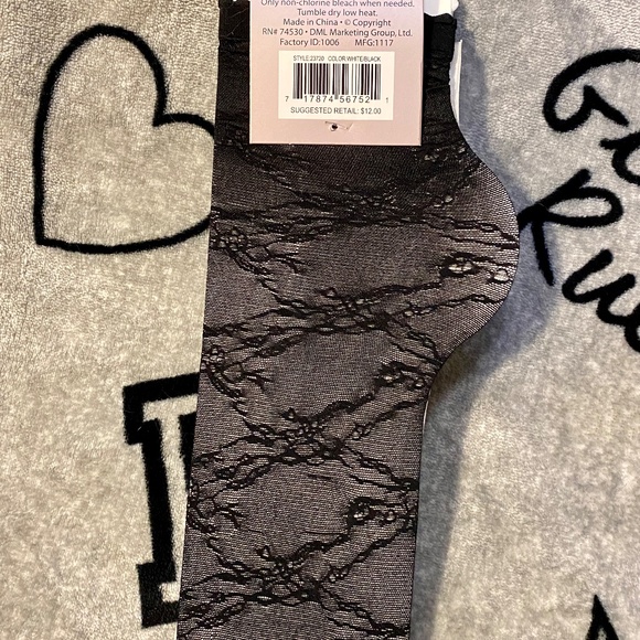 GWP Bradford Exchange 24K-gold plating Tinker Bell necklace w/ Believe Engraving - Picture 8 of 10